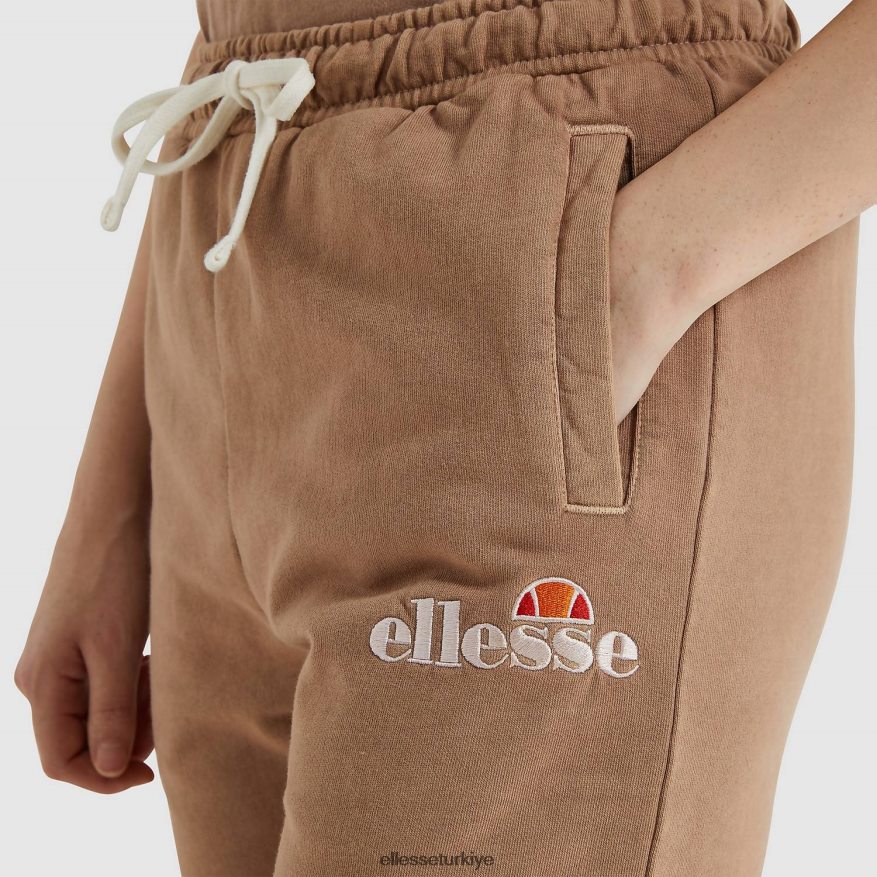 kadınlar taran kısa koşu pantolonu JDV02R185 Giyim Ellesse kahverengi